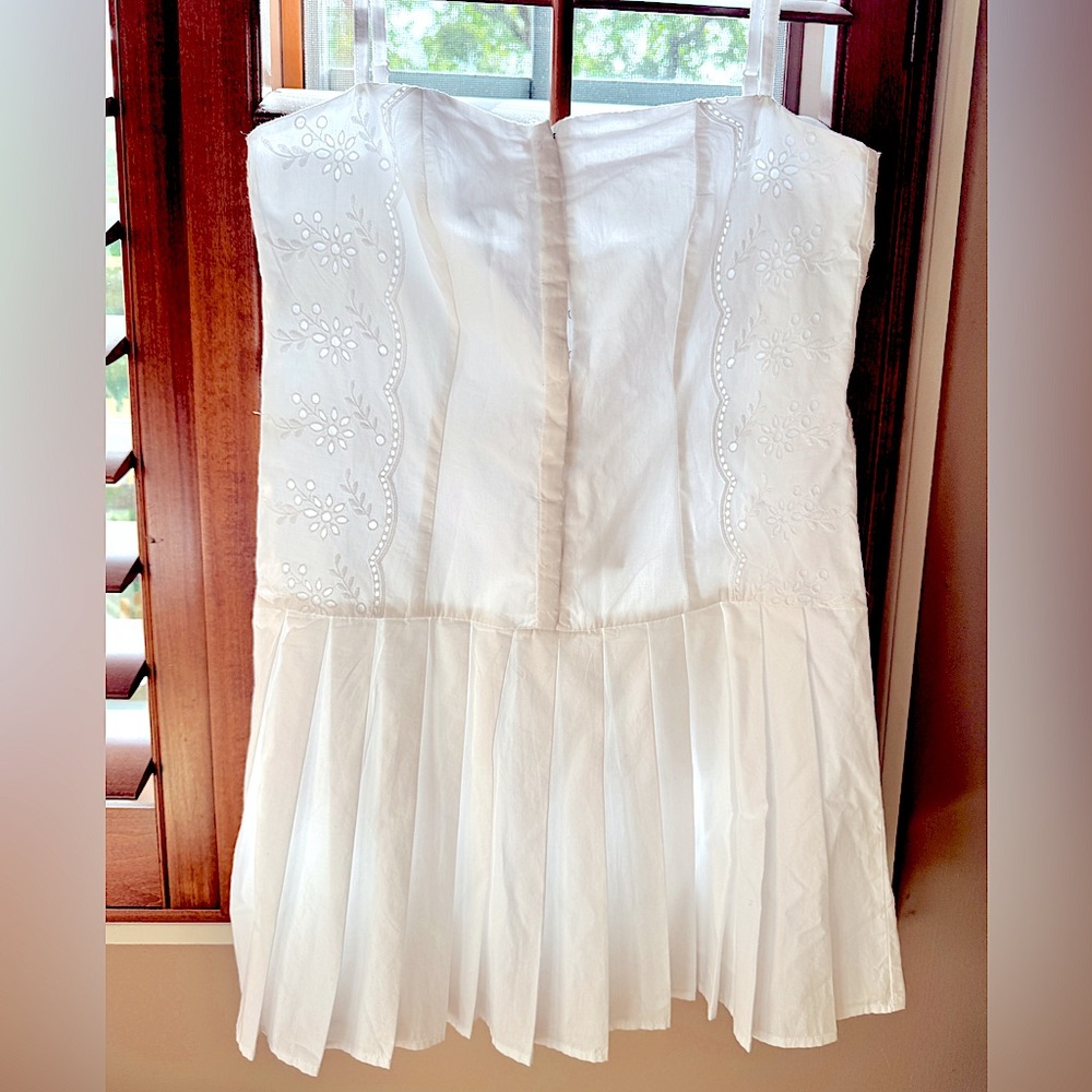 Eyelet pleated mini summer dress by Zara🕊️🍦- size S - *NWT* ss 2024 collection